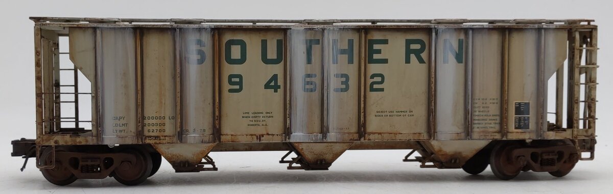 Atlas 837-1 O Gauge Weathered Southern 3-Bay PS-2 Covered Hopper #94632 - 3 Rail/Box