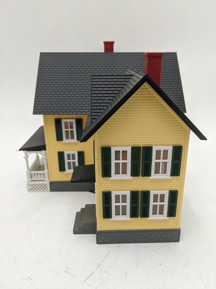 MTH 30-9007 O Scale Yellow Farm House EX/Box