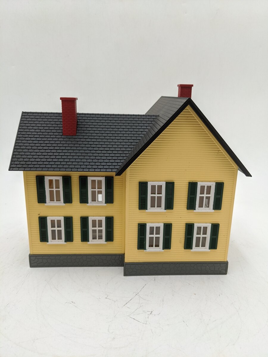 MTH 30-9007 O Scale Yellow Farm House EX/Box