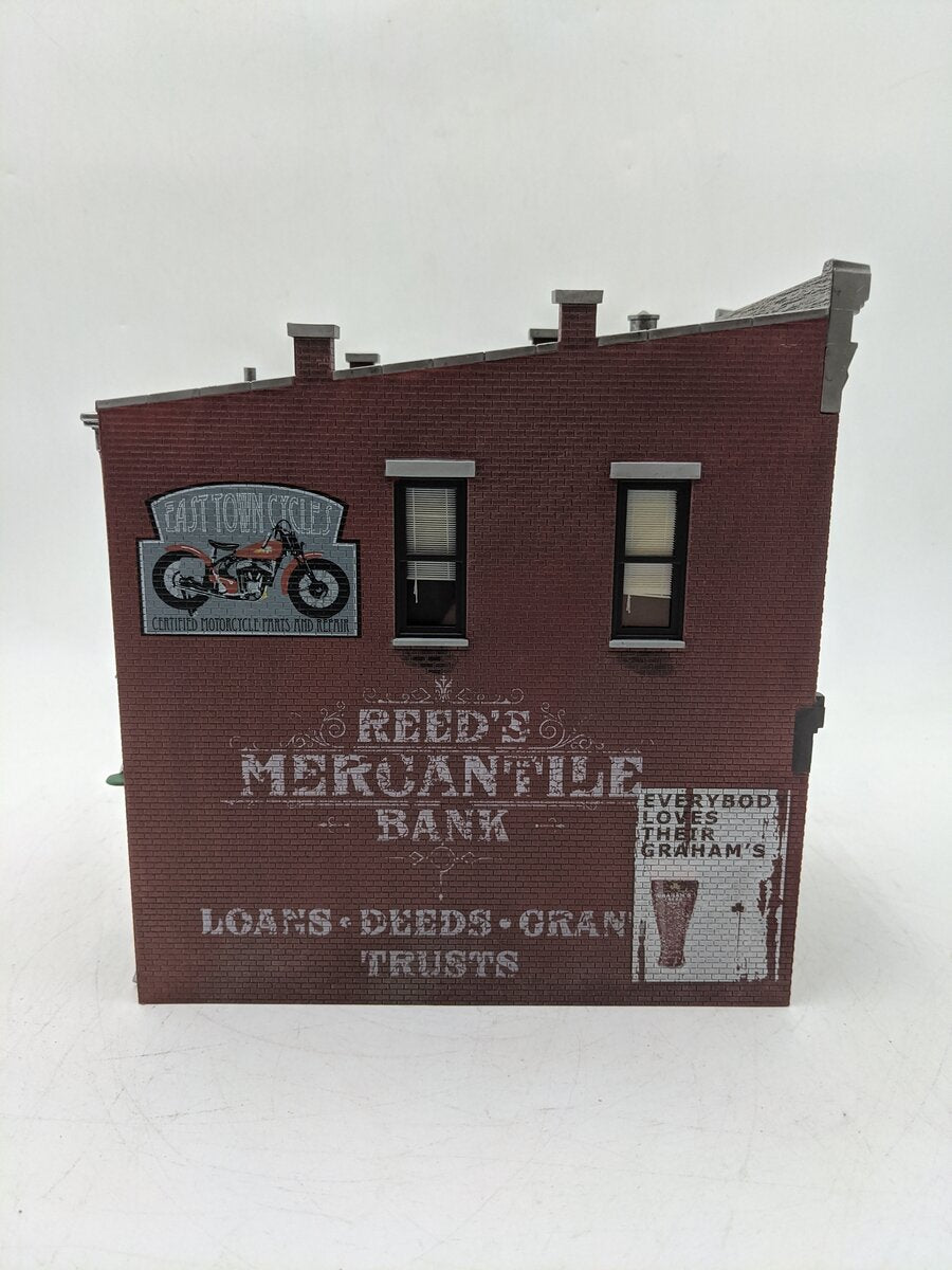 Woodland Scenics BR5850 O Scale Built-&-Ready Sully's Tavern Building EX