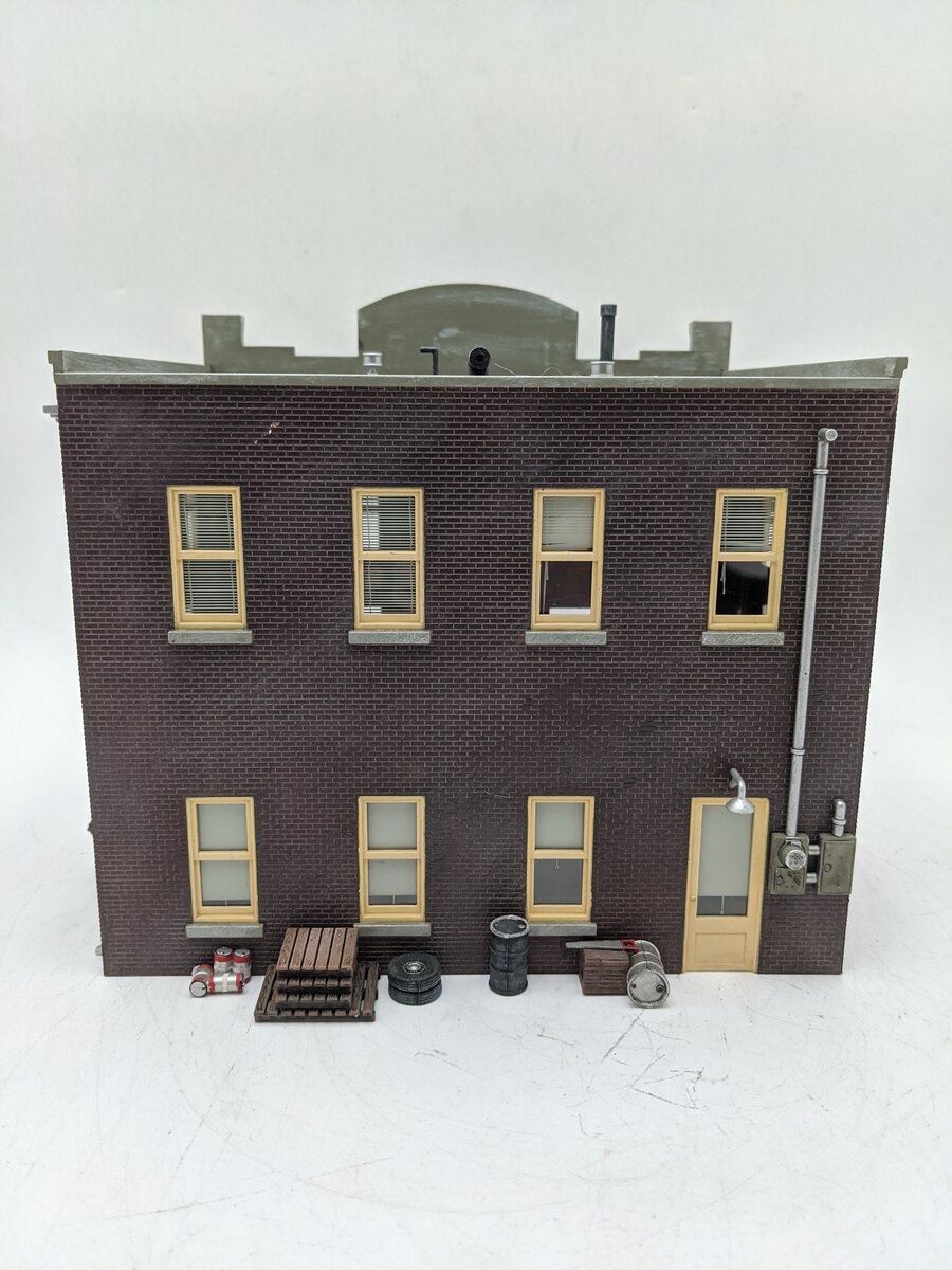 Woodland Scenics BR5842 O Scale Built-&-Ready Harrison's Hardware Building EX/Box