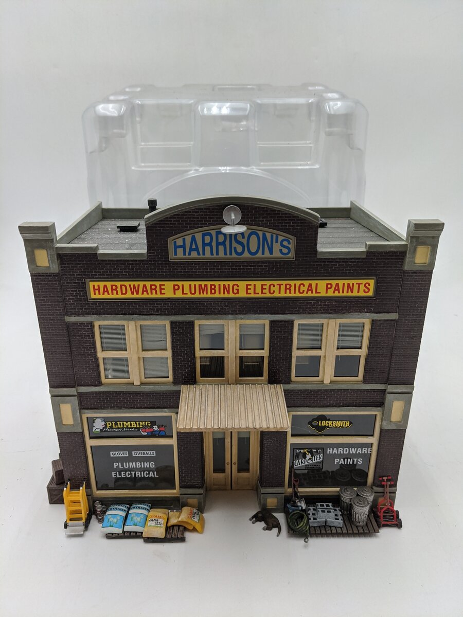 Woodland Scenics BR5842 O Scale Built-&-Ready Harrison's Hardware Building EX/Box