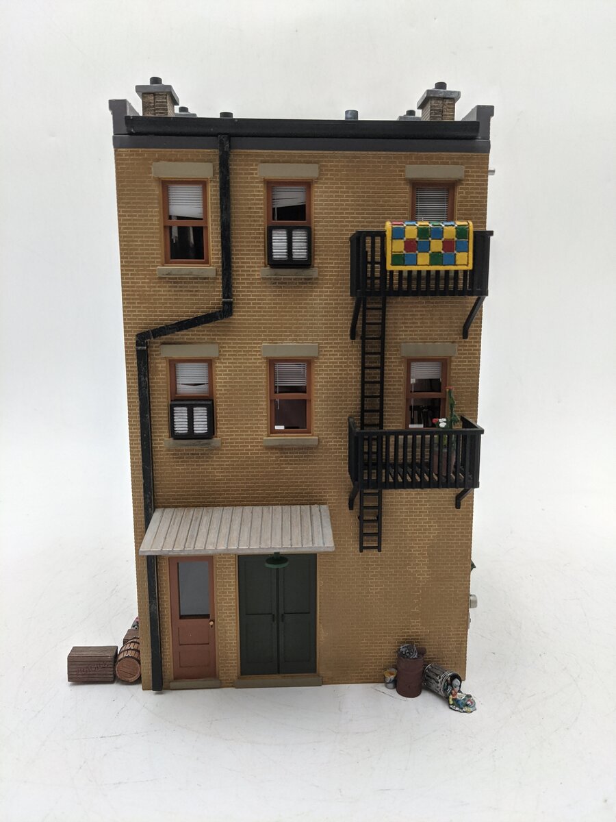Woodland Scenics BR5823 O Scale Built-&-Ready J.M Cobbler Building EX/Box