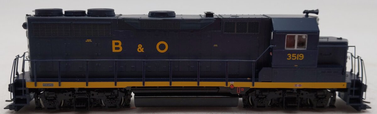 Athearn 91706 HO Scale Baltimore & Ohio GP35 Diesel Locomotive #3519 w/ DCC EX/Box
