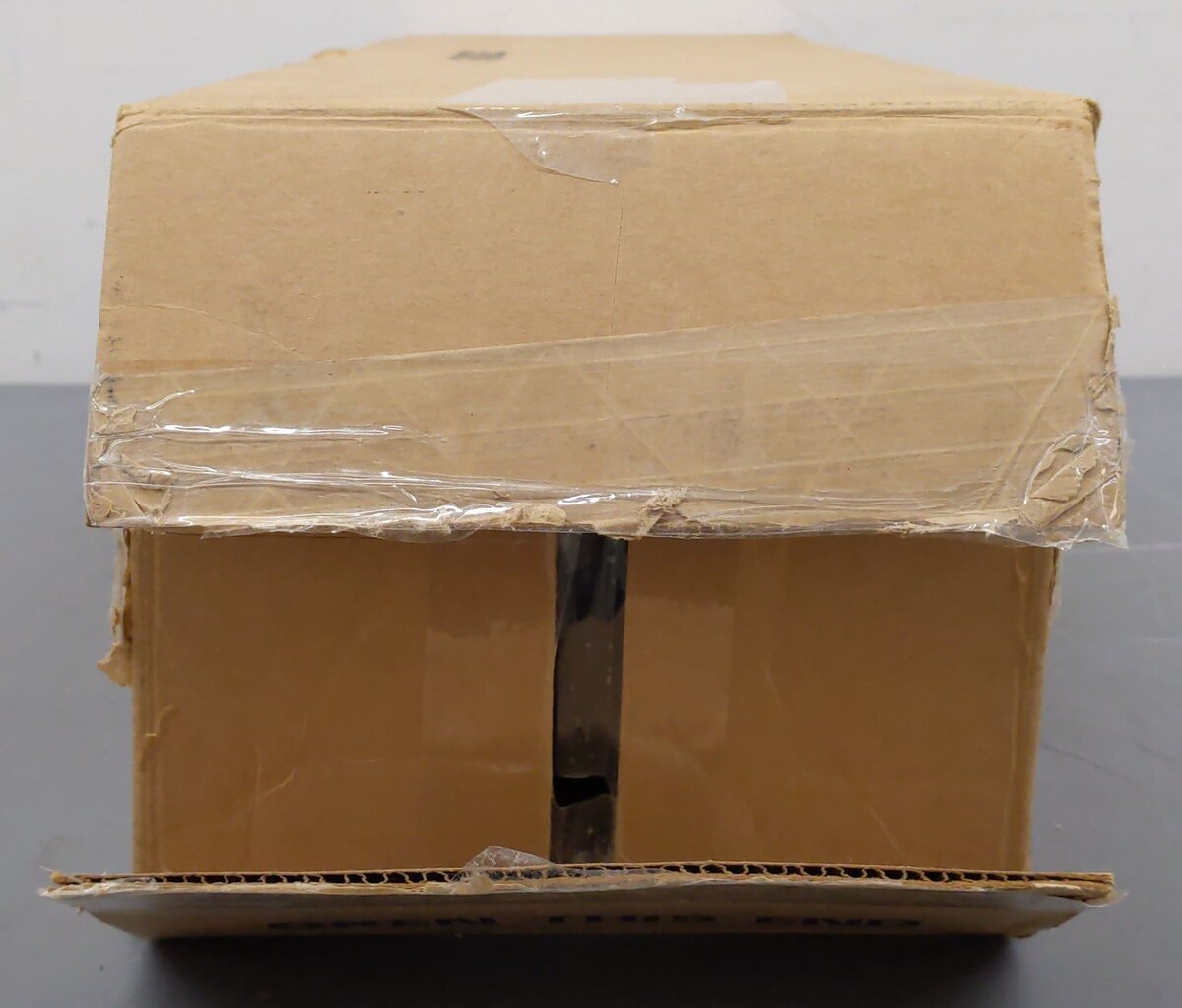 Lionel O Gauge 28" Display Case W/ Wooden Base LN/Box