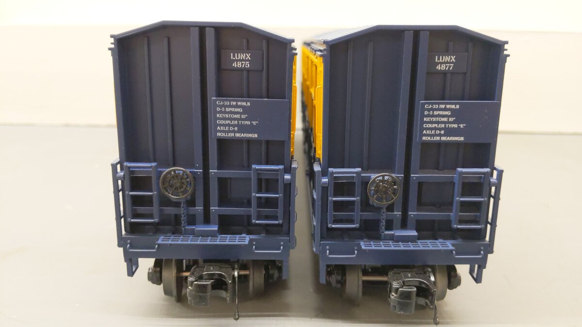 MTH 20-93924 O Gauge Netherlands 55' All-Door Box Car Set #4875/4877 EX/Box