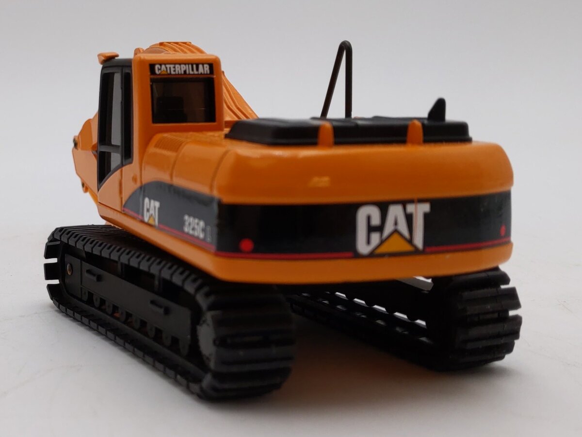 NZG Modelle 1:50 Scale Diecast Caterpillar CAT 325CL Excavator EX/Box