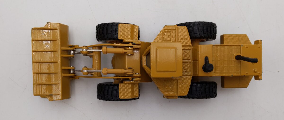 NZG Modelle 1:50 Scale Diecast Radlader CAT 988B Wheel-Type Loader EX/Box
