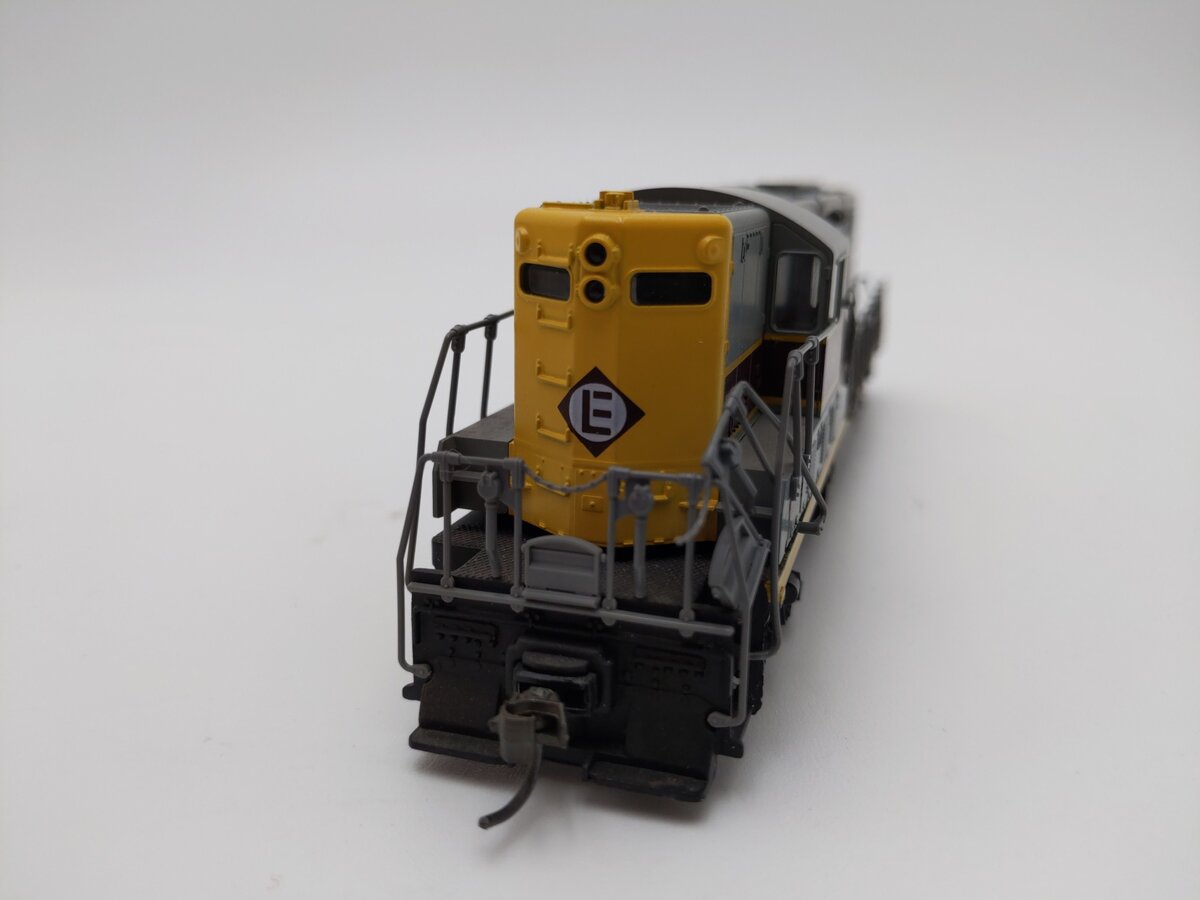 Atlas 8211 HO Scale Erie Lackawanna GP-7 Powered Diesel Locomotive #1401 VG/Box