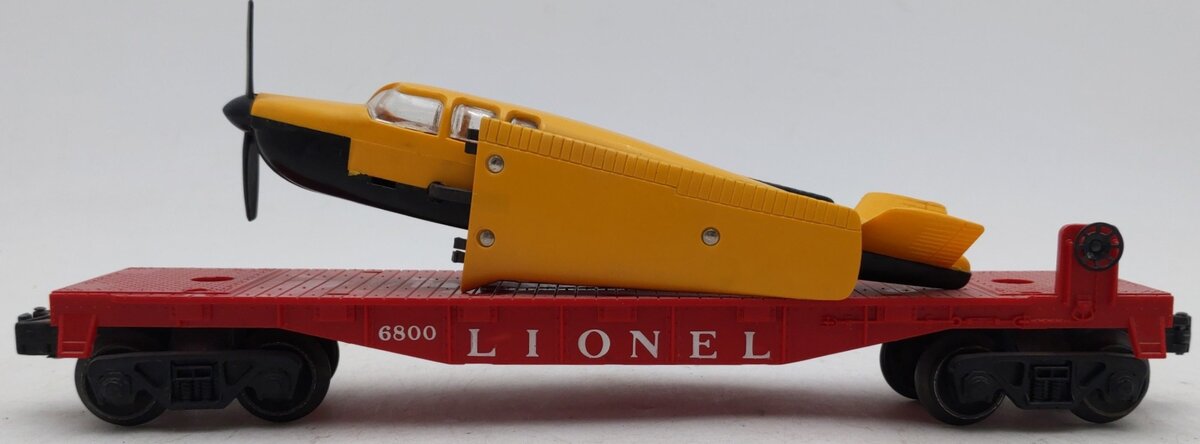 Lionel 6800 Vintage O Flatcar with Yellow over Black Airplane VG