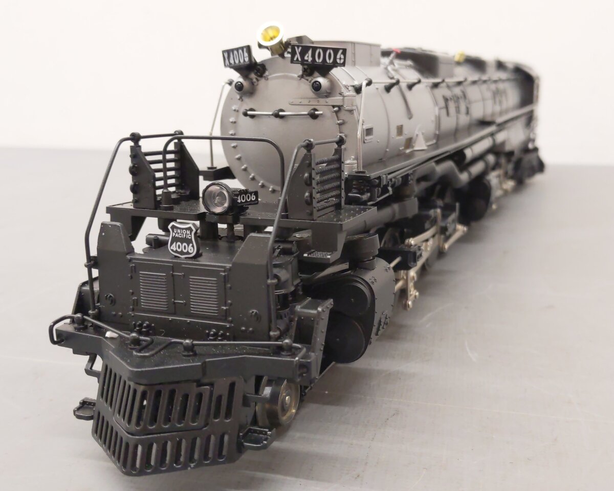 Lionel 6-28029 O UP Big Boy 4-8-8-4 Articulated Steam Engine & Tender #4006 EX/Box