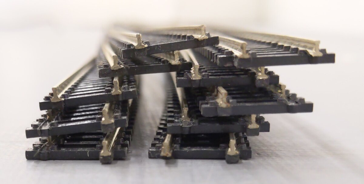 Atlas 2500 N Scale 30" Code 80 Flex Track [10] EX