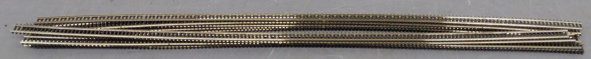 Atlas 2500 N Scale 30" Code 80 Flex Track [10] EX
