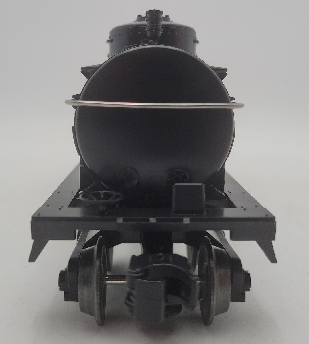 Lionel 6-16132 O Gauge Deep Rock Triple Dome Tank Car LN/Box