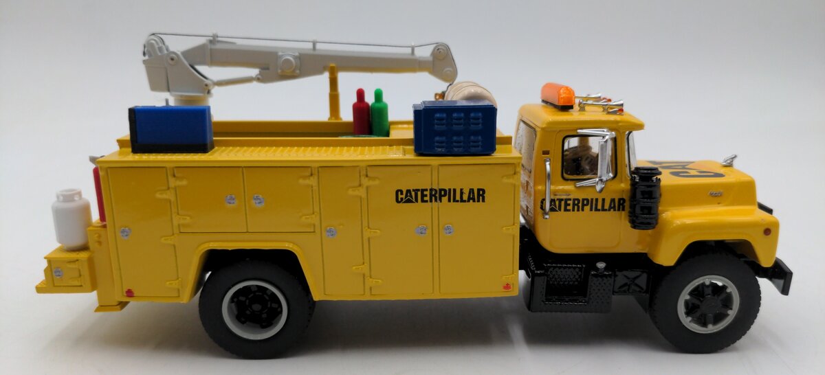 Custom Built 1:50 Scale Diecast Mack R 2-Axle Industrial CAT Service Truck NEW