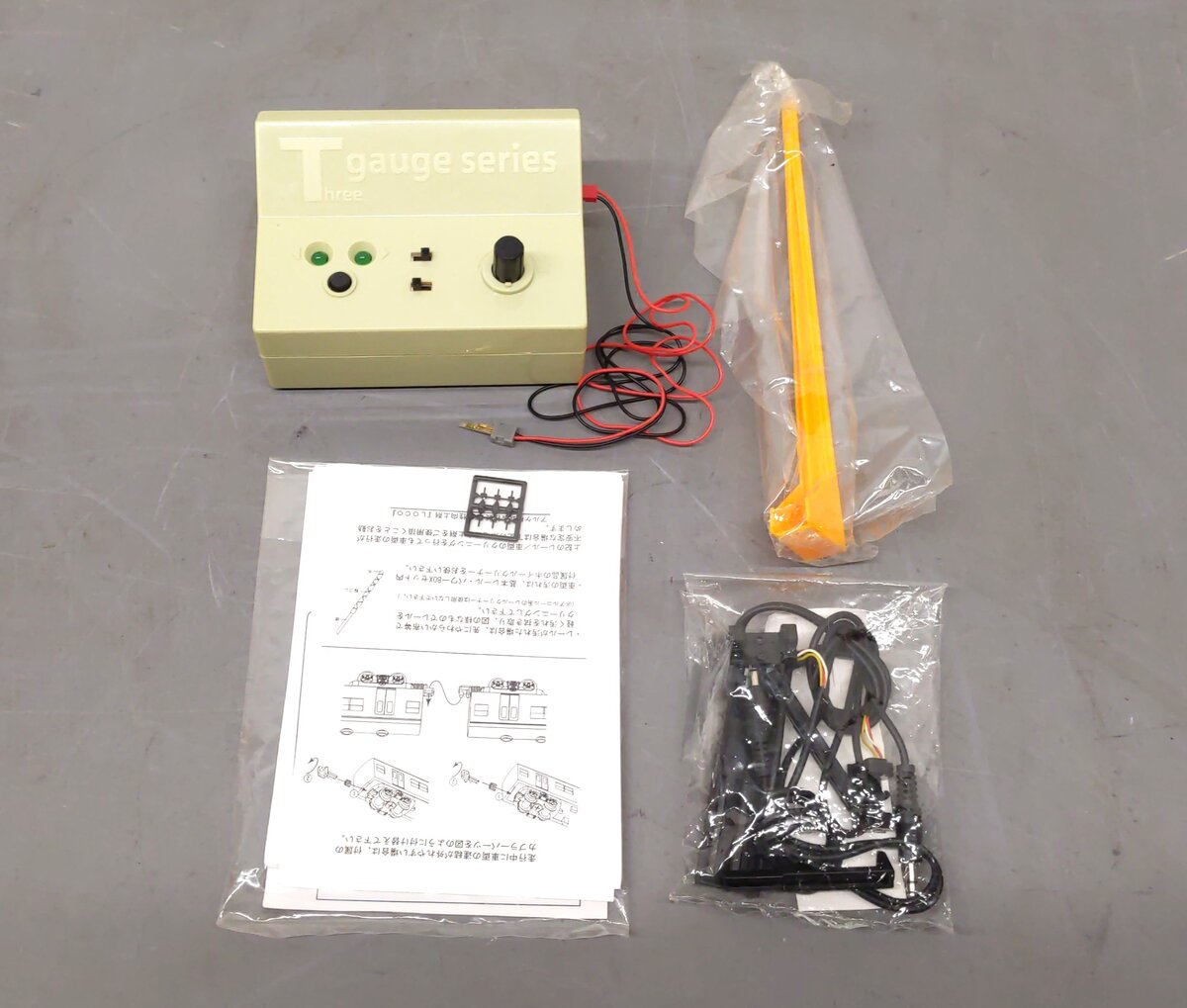 Ace Cap T Gauge Series 3mm Basic Track & Power Box Set LN/Box