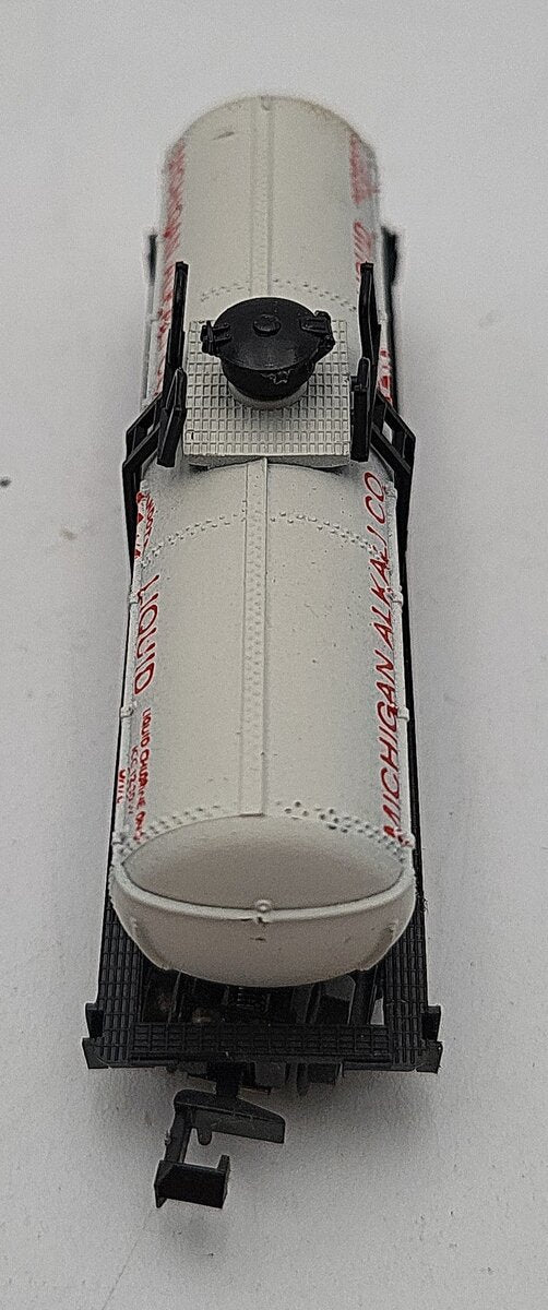 Aurora 4884/415 N Scale Michigan Tank Car #32308 EX/Box