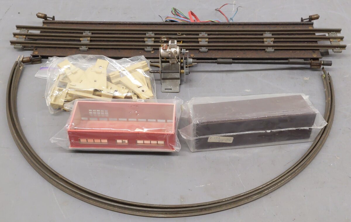Lionel 375 Vintage O Motorized Turntable VG/Box