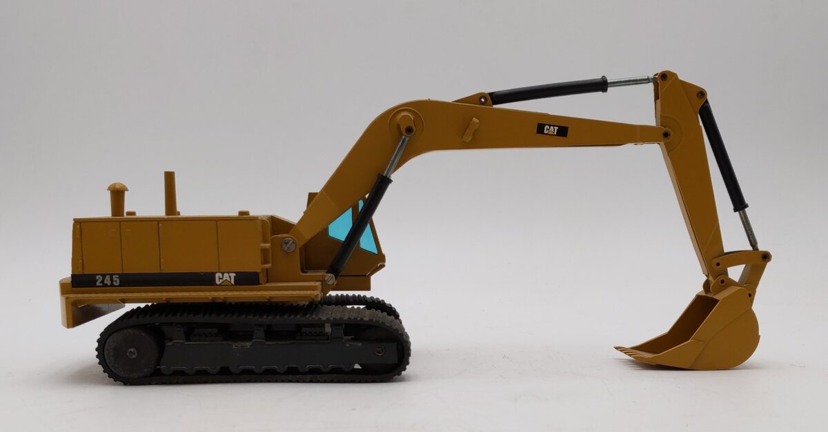 NZG Modelle 1:50 Scale Diecast Caterpillar Hydrauliknahher CAT 245 Excavator EX/Box