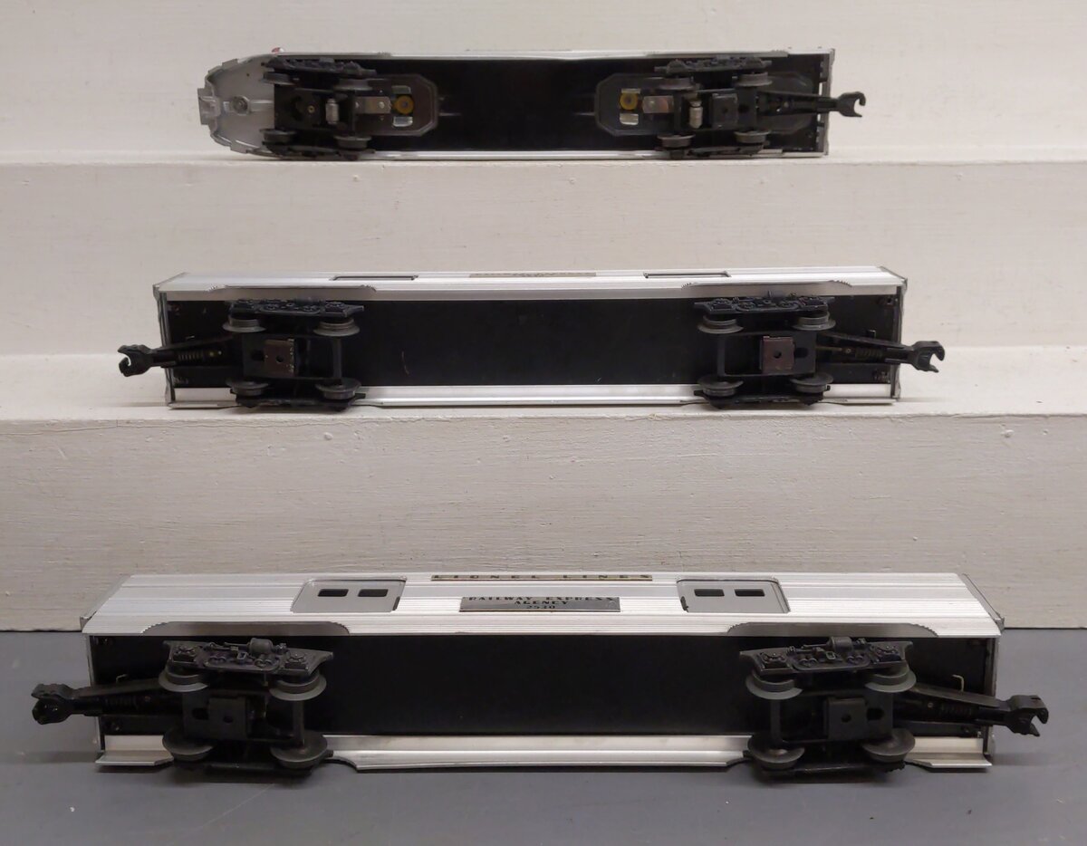 Lionel Vintage O Lionel Lines Passenger Cars: 2530, 2530, 2531 [3] EX/Box
