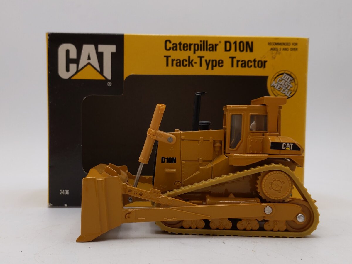 Ertl 1:50 Scale Diecast Caterpillar D10N Track-Type Tractor Model #2436 EX/Box