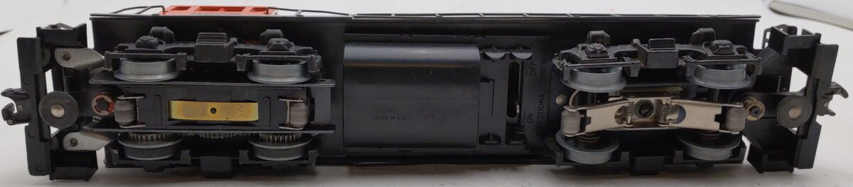 Lionel 6-8669 O Gauge Illinois Central U36B Diesel Locomotive EX