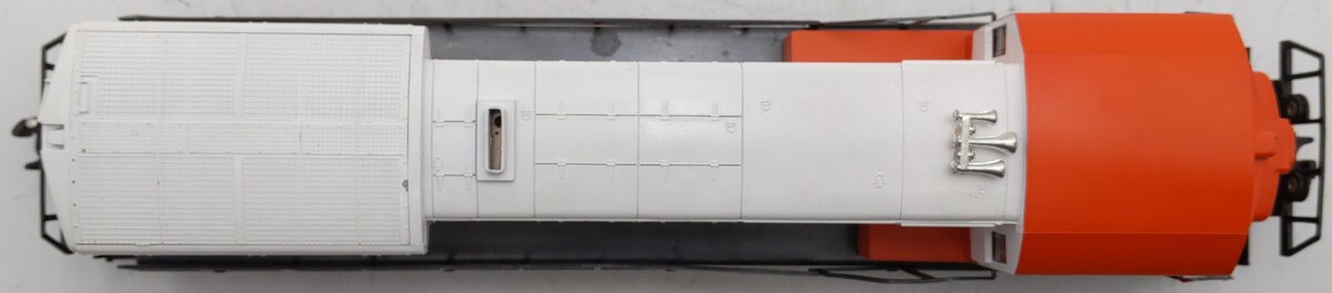 Lionel 6-8669 O Gauge Illinois Central U36B Diesel Locomotive EX