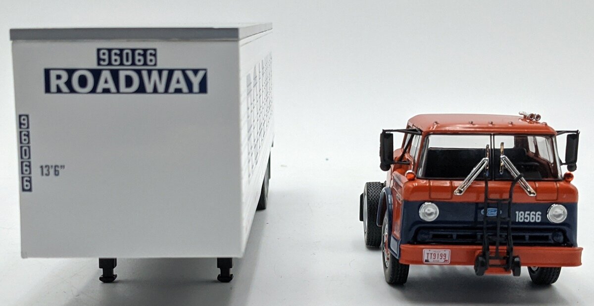 Altaya 1:43 Diecast Ford Roadway American Truck Collection C Series NIB