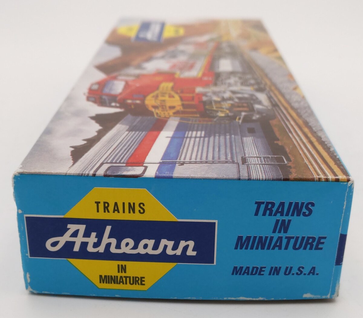 Athearn 4400 HO Undecorated SD40-2 Powered Diesel Locomotive VG/Box