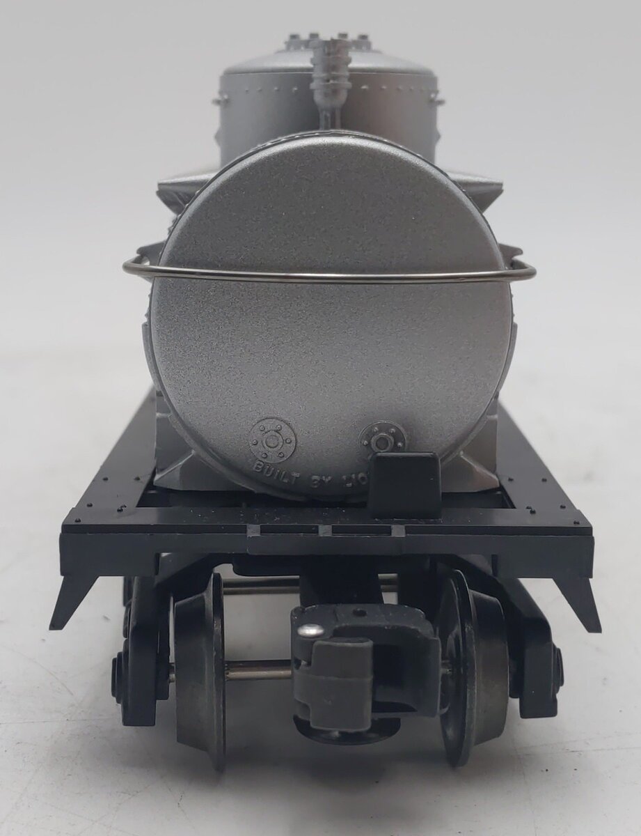 Lionel 6-19612 O Gauge Gulf Triple Dome Tank Car #6425 EX/Box