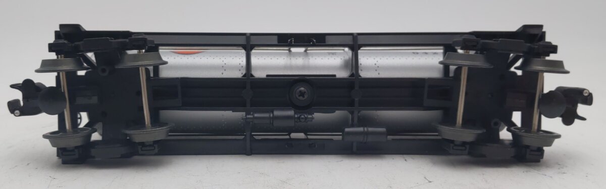 Lionel 6-19612 O Gauge Gulf Triple Dome Tank Car #6425 EX/Box