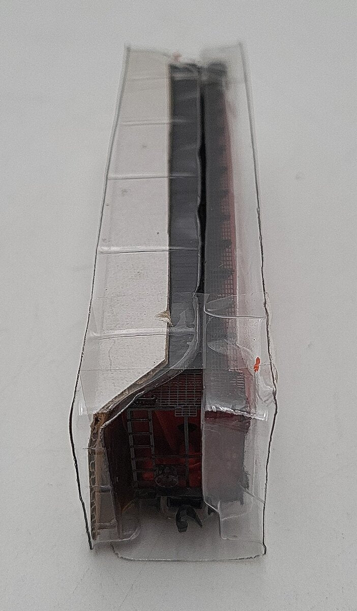 InterMountain 65101 N CNWX RTR 59' 4-Bay Cylindrical Covered Hopper Car #110127 NIB