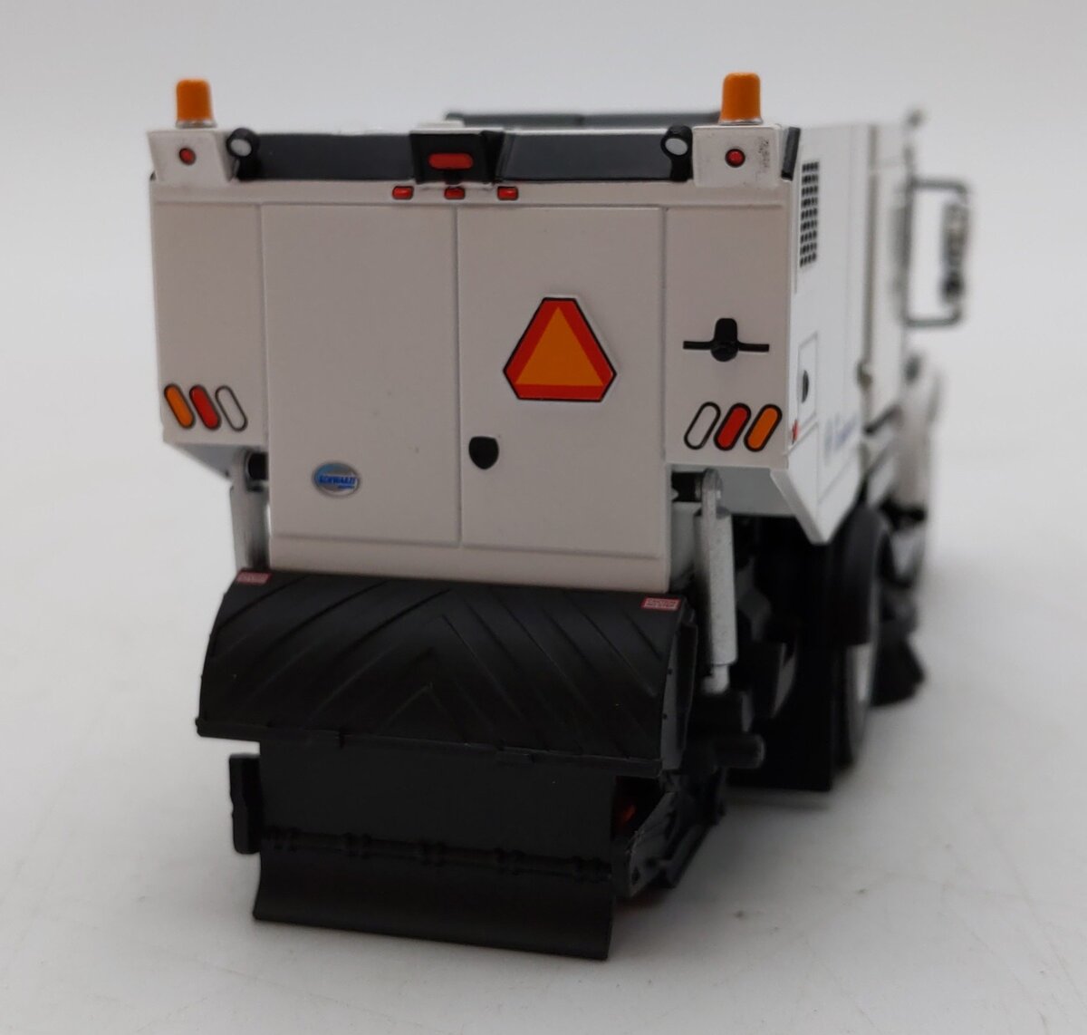 First Gear 1:50 Scale Diecast Schwarze M6 Avalanche Street Sweeper LN/Box