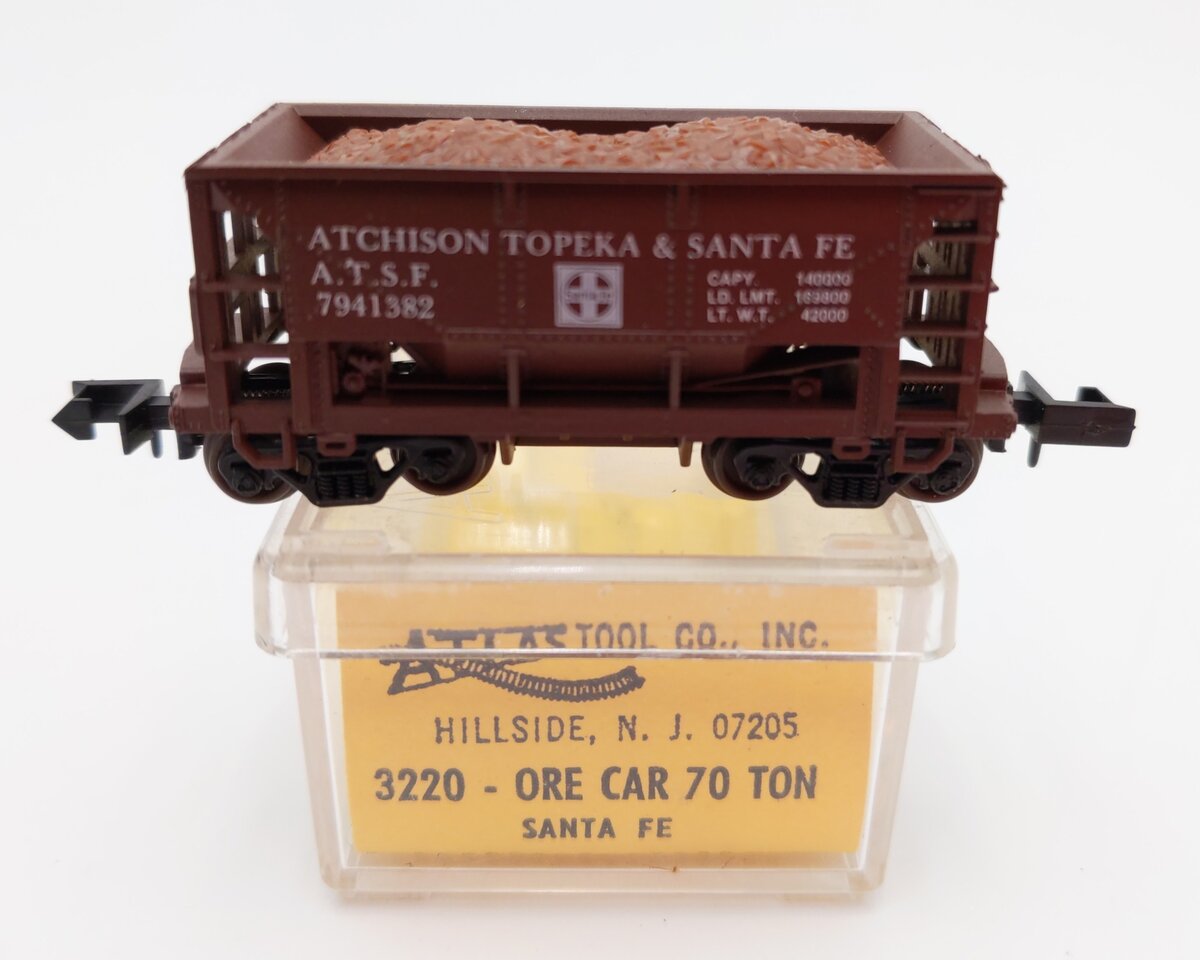Atlas 3220 N Scale Atchison Topeka Santa Fe 70 Ton Ore Car #7941382 LN/Box