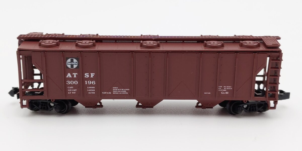 Atlas 3732 N Scale Santa Fe 3 Bay Covered Hopper #300196 LN/Box