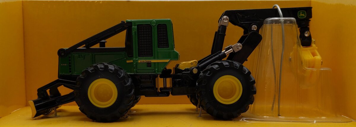 Ertl 15959 1:50  Scale Diecast John Deere 648H Log Skidder LN/Box