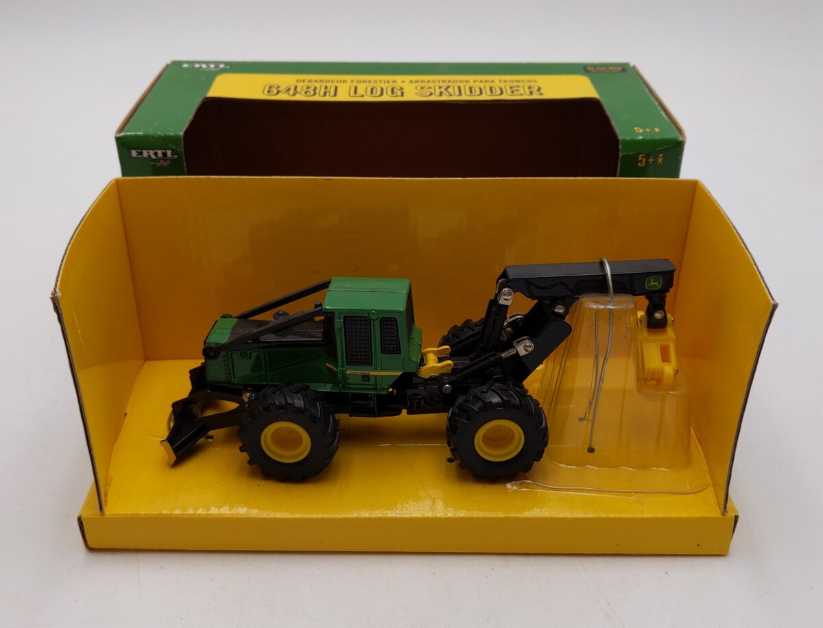 Ertl 15959 1:50  Scale Diecast John Deere 648H Log Skidder LN/Box
