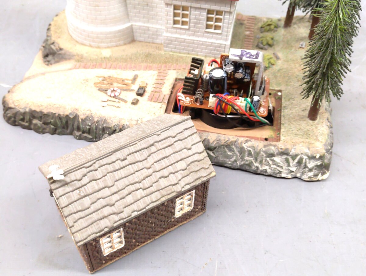 Lionel 6-24119 O Gauge Big Bay Lighthouse EX/Box