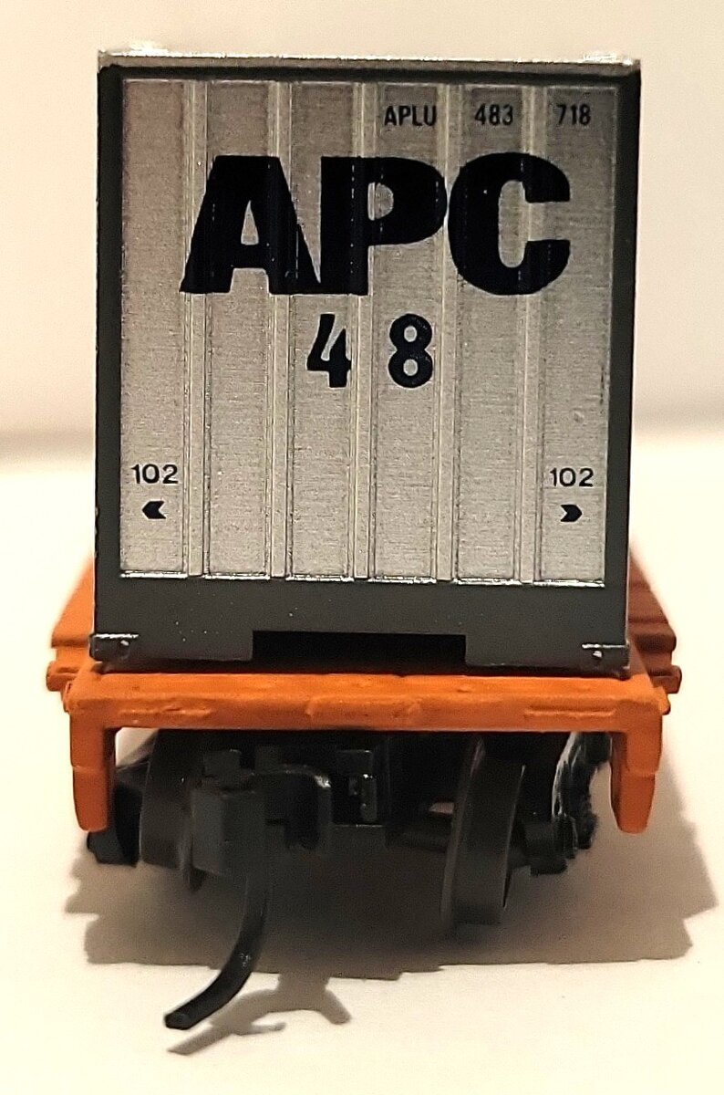 Walthers 933-3456 & 932-8221 N APC 48' Ribbed Container & ICG Flat Car #906024 LN/Box