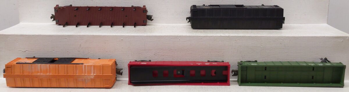 Lionel Vintage O Gauge Freight Cars #6311,6464225,6462,6342,646825 [5] VG