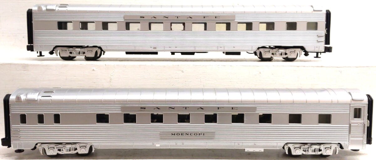 MTH 20-6643 O Santa Fe 70' Streamlined Slpr/Diner Passenger Car Set (Set of 2) EX/Box