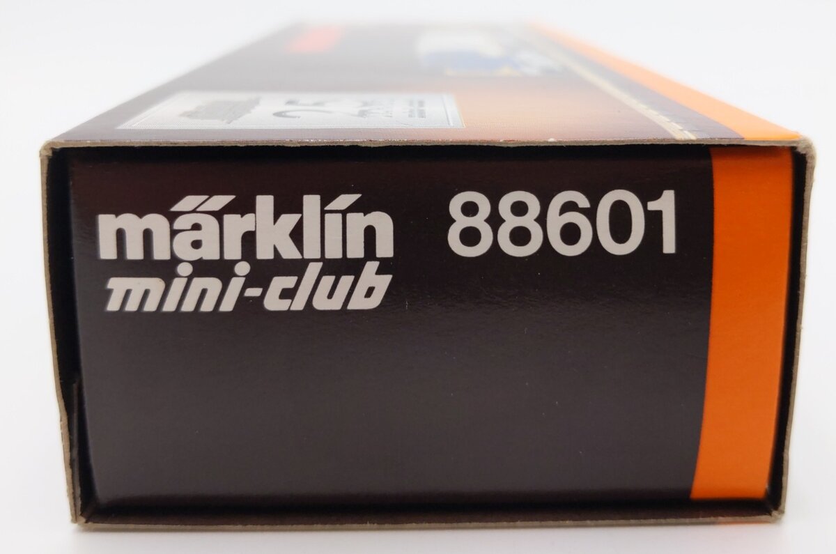 Marklin 88601 Z Scale Atchison Topeka Santa Fe EMD F7 Diesel Locomotive LN/Box
