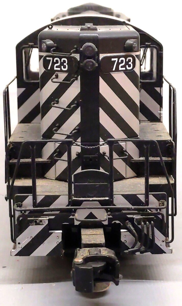 Red Caboose RSH-517 O Scale 3 Rail GP-9 Santa Fe "Zebra Stripe" #723 VG/Box