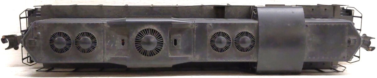 Red Caboose RSH-517 O Scale 3 Rail GP-9 Santa Fe "Zebra Stripe" #723 VG/Box