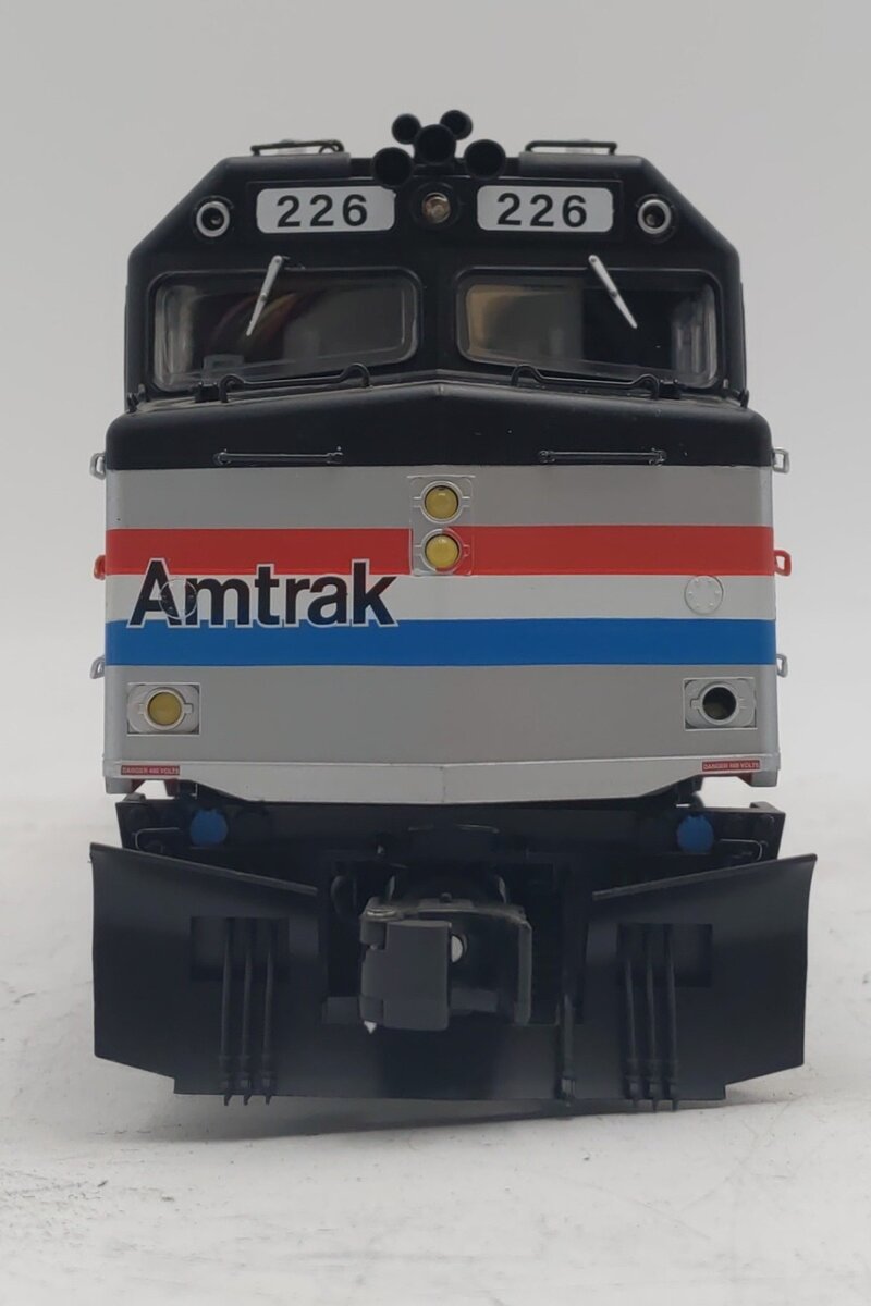 Lionel 2233712 BTO Amtrak F40PH Phase III Diesel Locomotive #226 VG