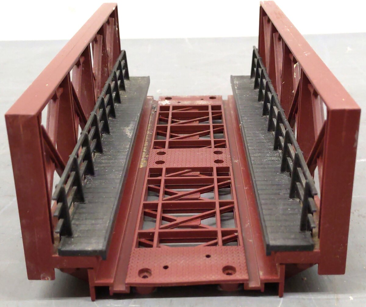 MTH 40-1032 O Scale Rust Girder Bridge EX/Box