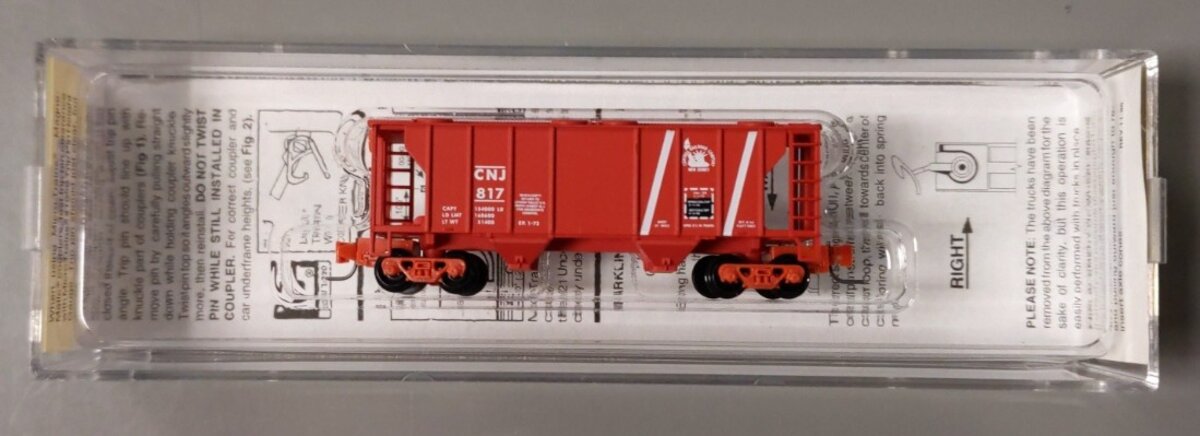 Micro-Trains 53100092 Z Central of New Jersey 70 Ton Two-Bay Covered Hopper #817 LN/Box