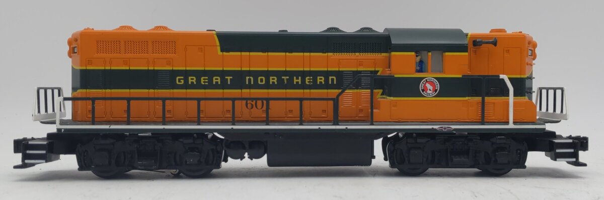 Lionel 6-84108 Great Northern GP7 LionChief+ Plus Diesel Locomotive #601 EX