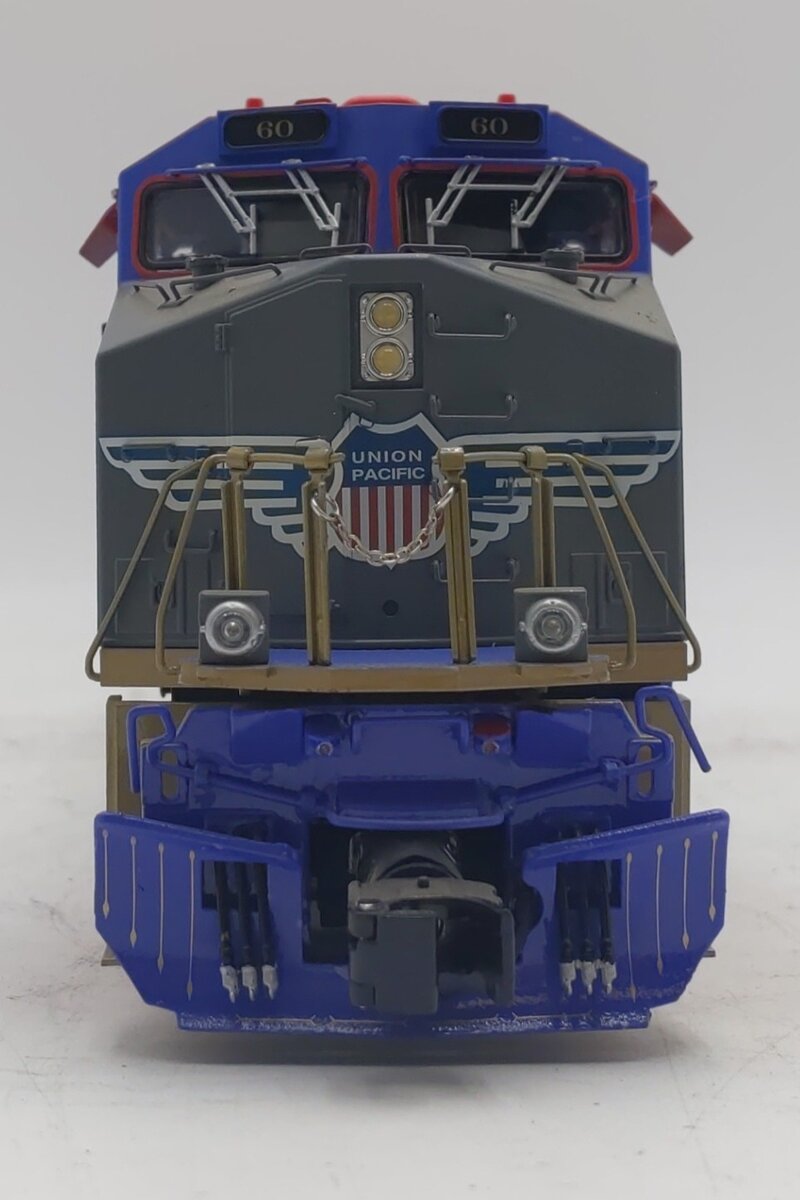 Lionel 1933327 O Union Pacific Fantasy Jupiter Legacy ES44AC Diesel Loco #60 EX