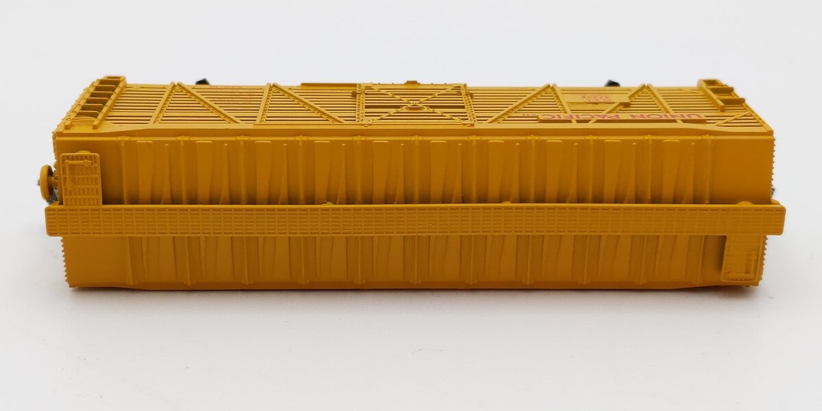 Atlas 3525 N Scale Union Pacific 40' Stock Car #47758 LN